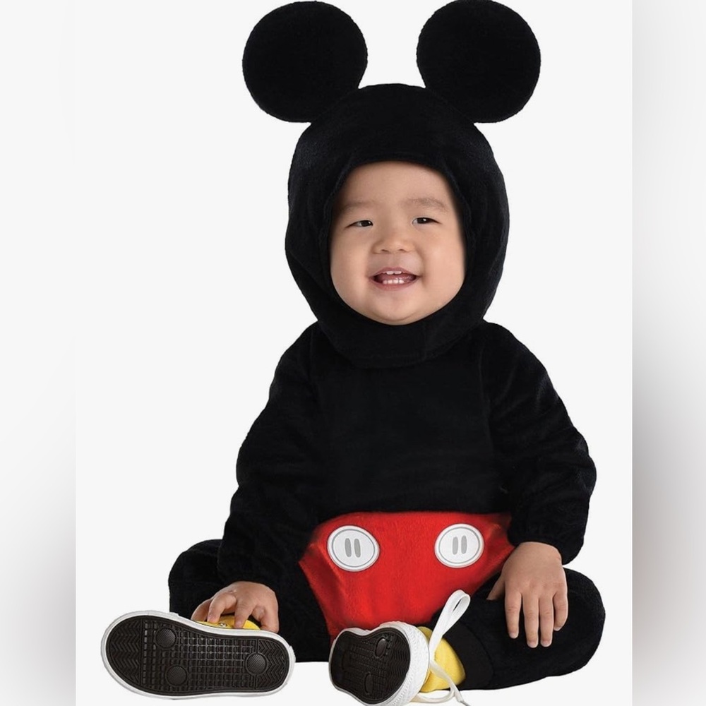 Disney Mickey Mouse costume ♥️